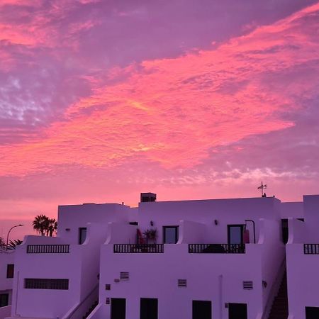 Villa Siroi, Puerto Del Carmen, Heated Pool, 10Mn From The Sea Пуерто дел Кармен Екстериор снимка