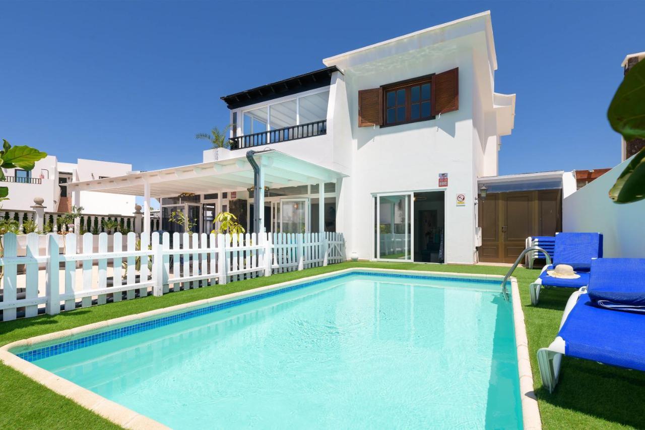 Villa Siroi, Puerto Del Carmen, Heated Pool, 10Mn From The Sea Пуерто дел Кармен Екстериор снимка